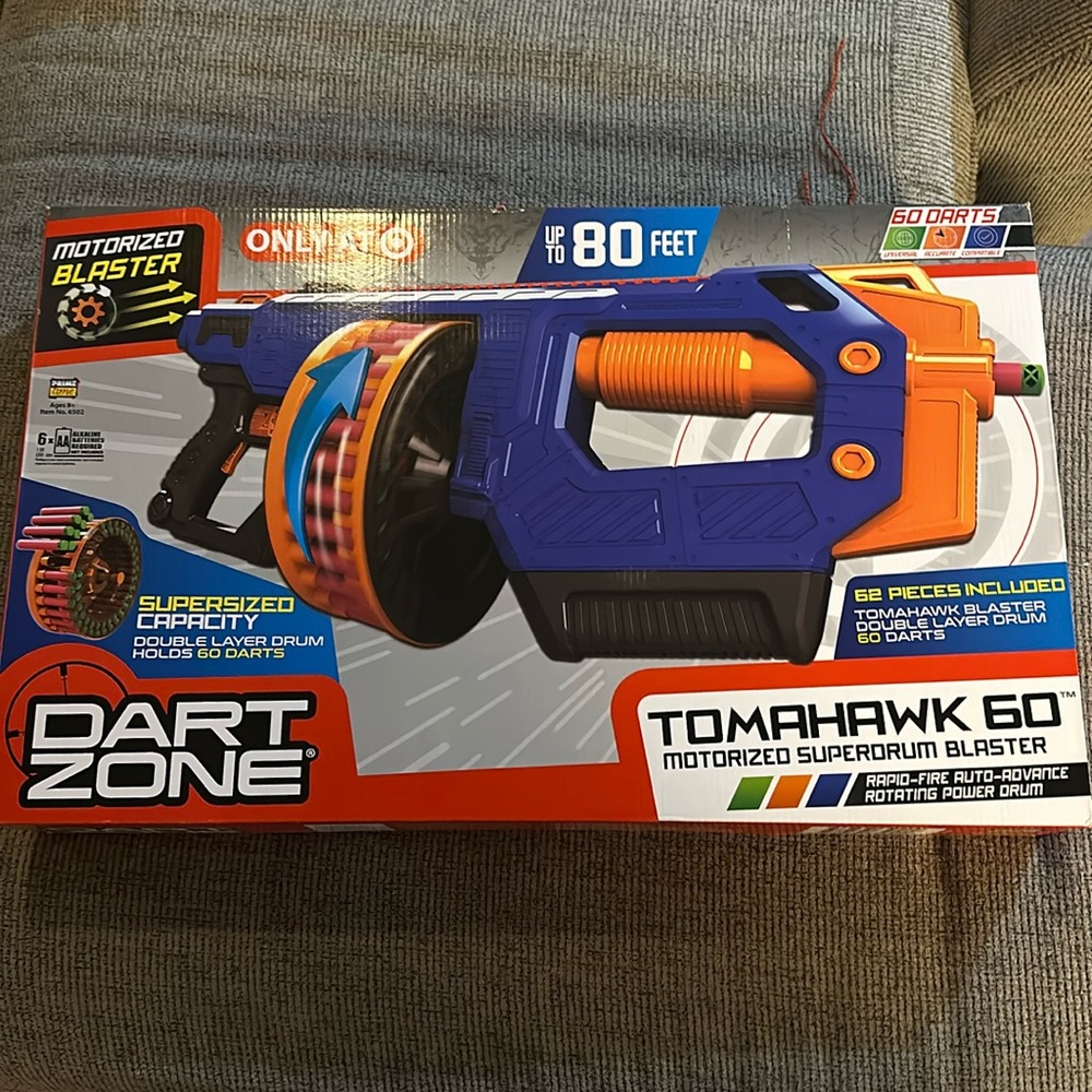 Nerf gun with 60 darts